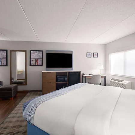 Americinn By Wyndham Shakopee Near Canterbury Park Exterior photo