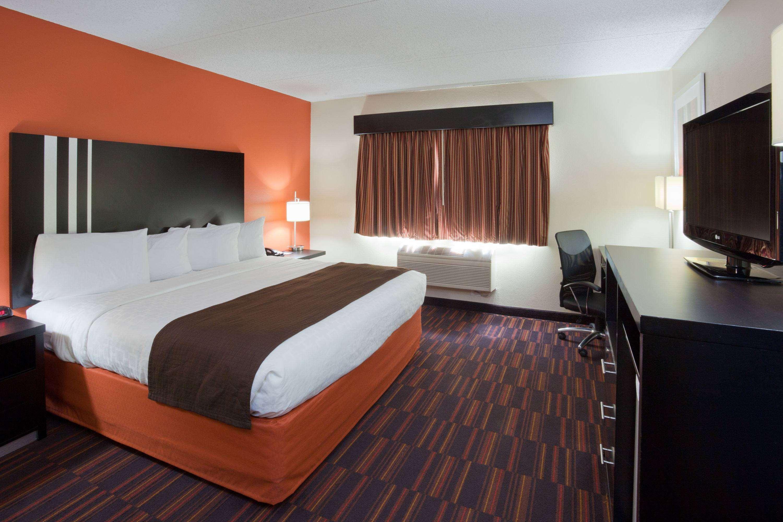 Hotel Americinn By Wyndham Near Canterbury Park Shakopee