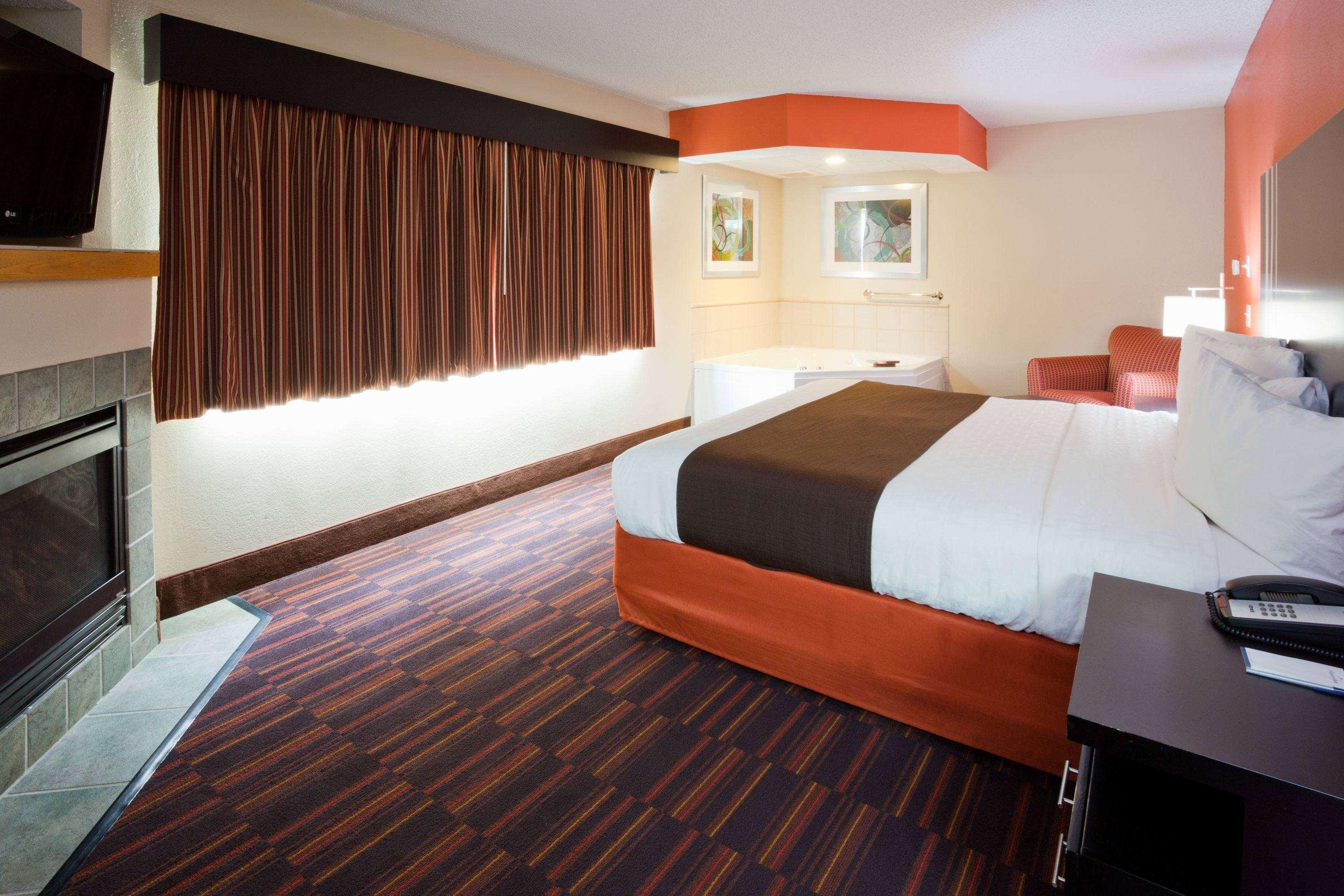 Americinn By Wyndham Near Canterbury Park