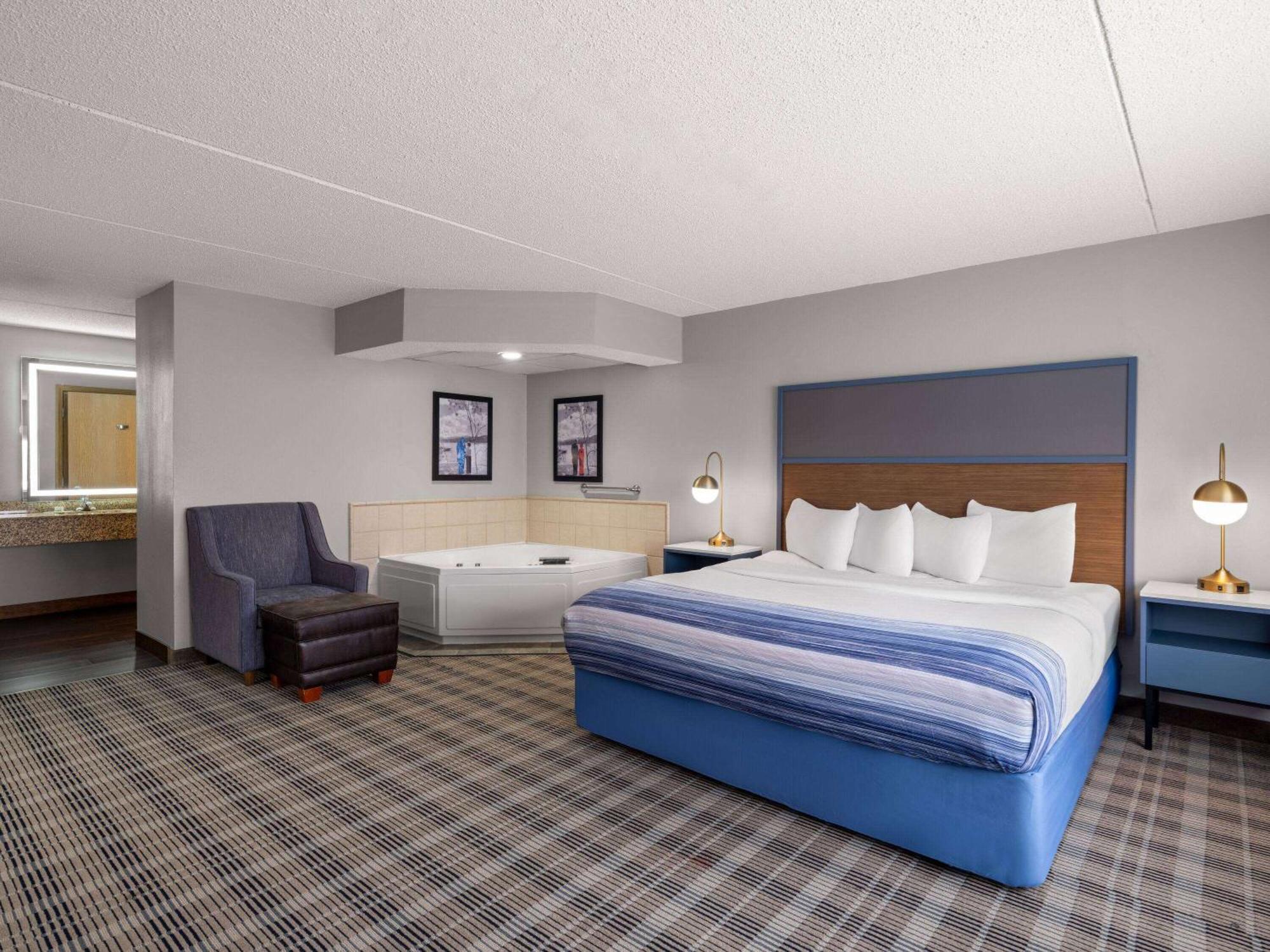 Americinn By Wyndham Near Canterbury Park