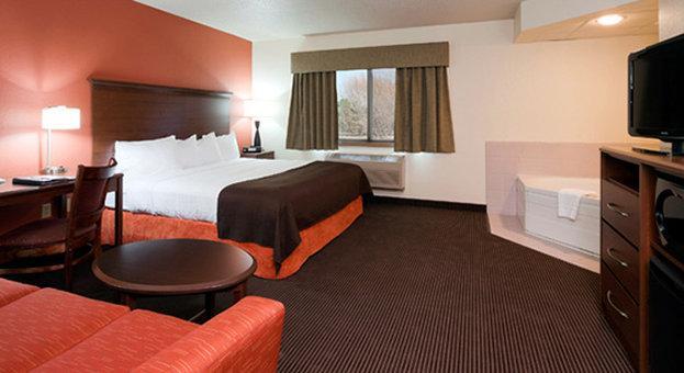 Hotel Americinn By Wyndham Near Canterbury Park