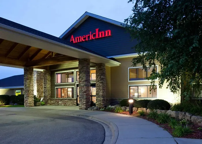 Americinn By Wyndham Shakopee Near Canterbury Park