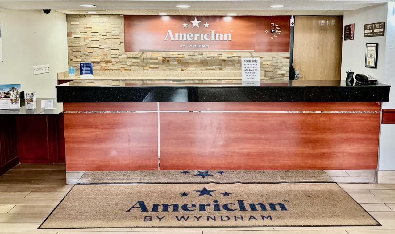 Americinn By Wyndham Near Canterbury Park Hotel 3*