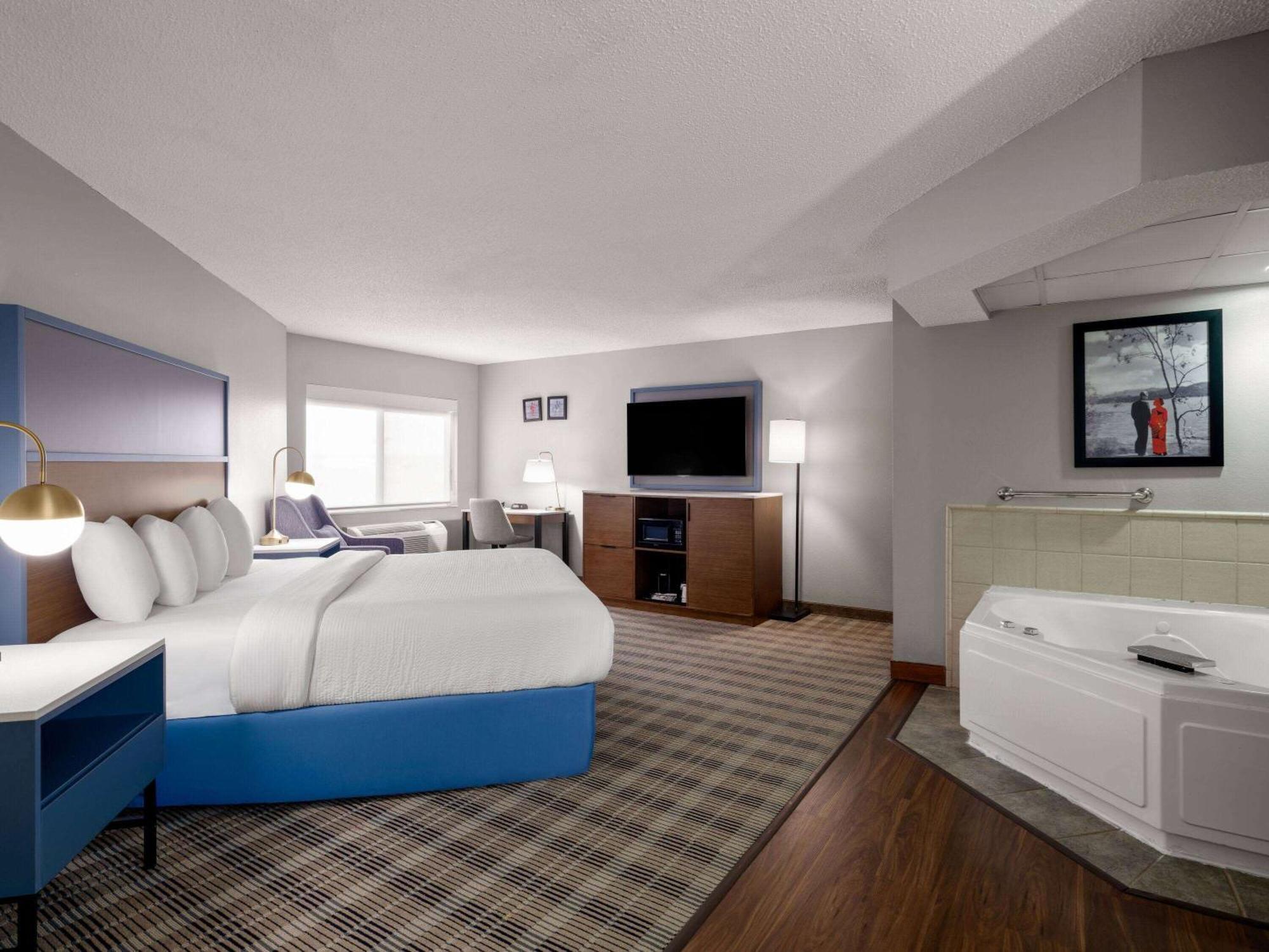 Americinn By Wyndham Near Canterbury Park Hotel Shakopee